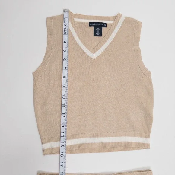 Sincerely‎ Jules Skirt Set Women Small Beige Sweater Vest Two Piece - Picture 10 of 16